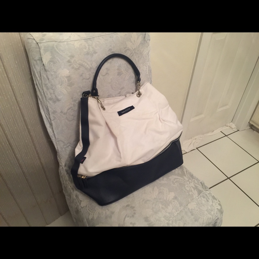 Handbag In need of a home.